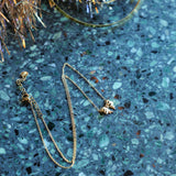 Collier pendentif nœud