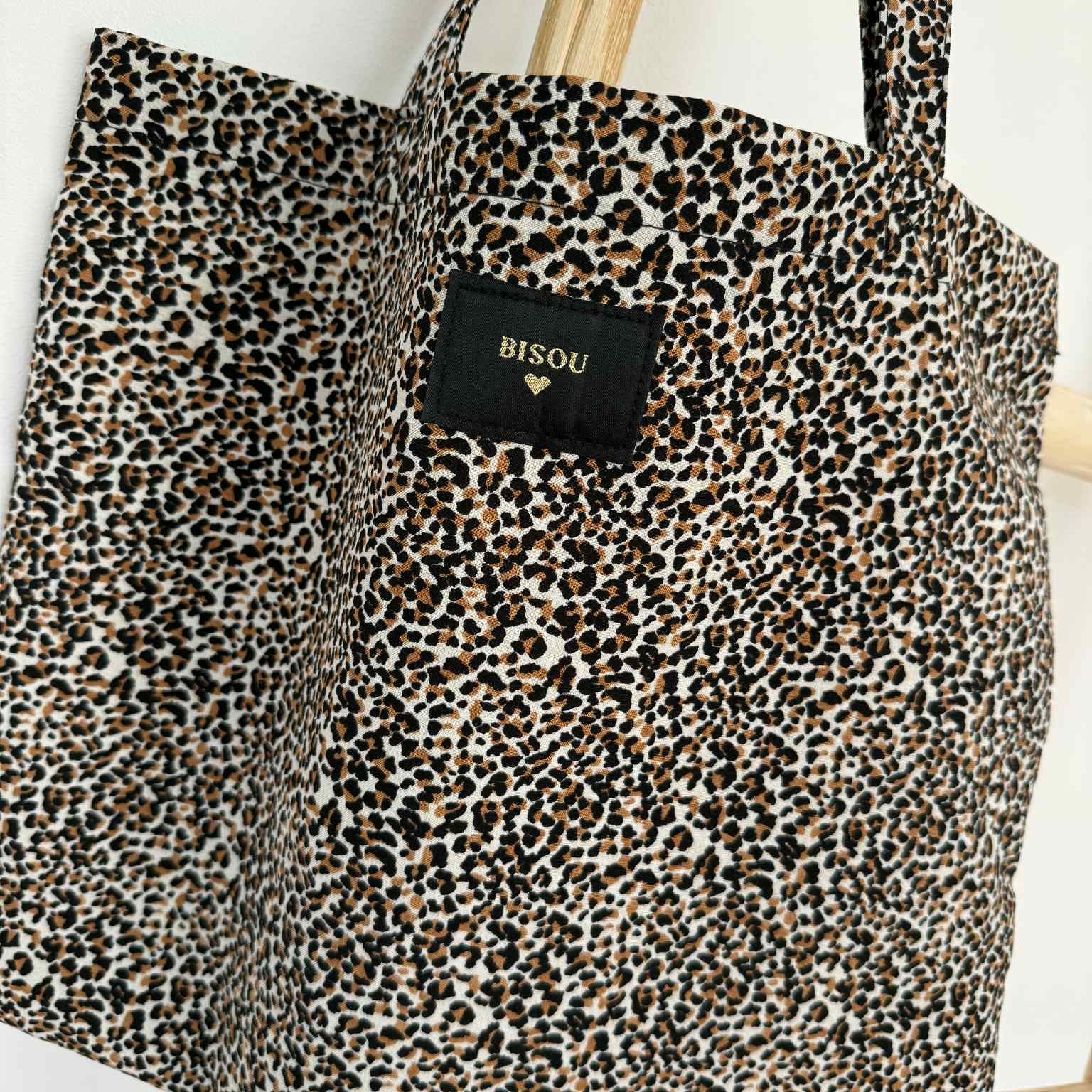 Totebag léopard Amour, Bazar Chic, Bisou